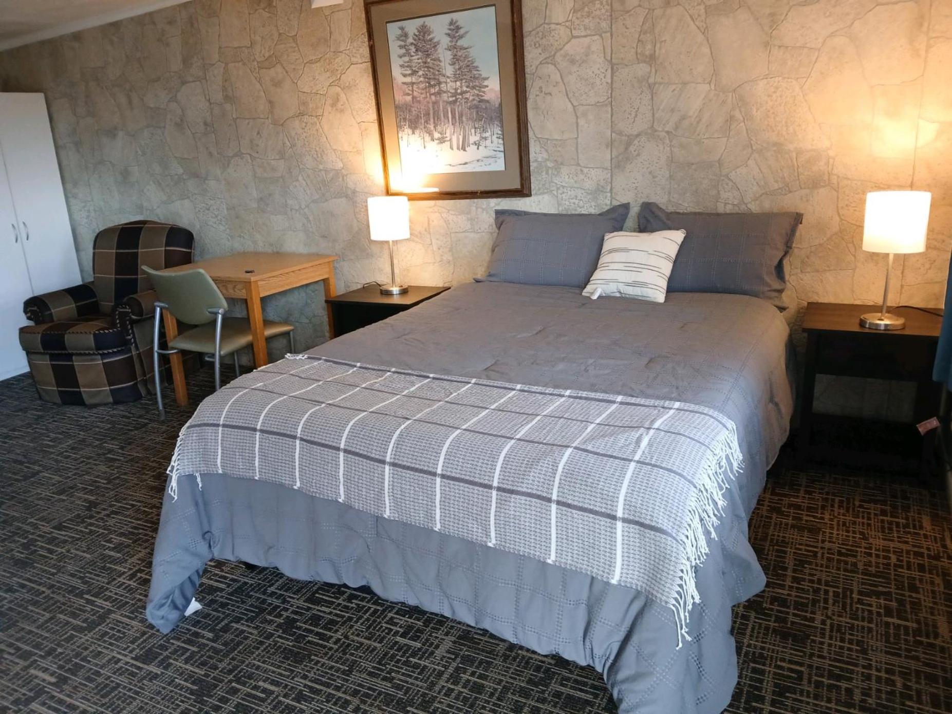 Silver Lakes Inn Hayden Екстериор снимка